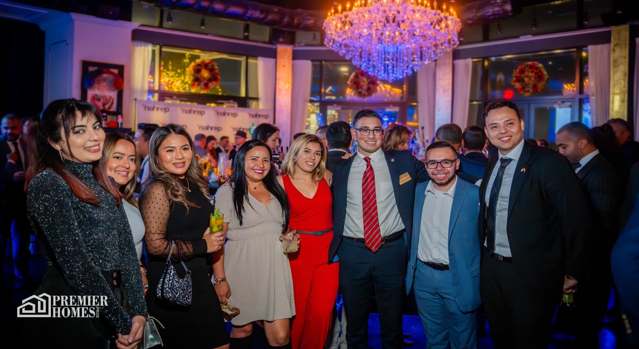 Join Premier Homes real estate team
